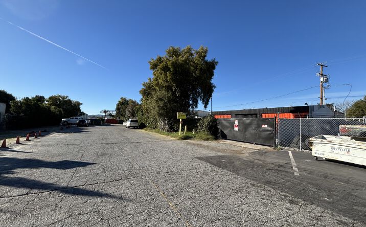 Pictures of Industrial, Mixed Use property located at 561 N Palm Ave, Hemet, CA 92543 for sales - image #1