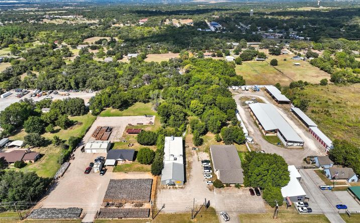 Pictures of Mixed Use, Office, Retail property located at 5321 FM1187, Burleson, TX 76028 for sales - image #1