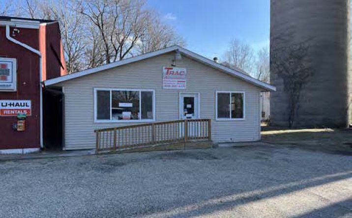 Pictures of Industrial, Retail property located at 410 E Chatham St, Metamora, IL 61548 for sales - image #1