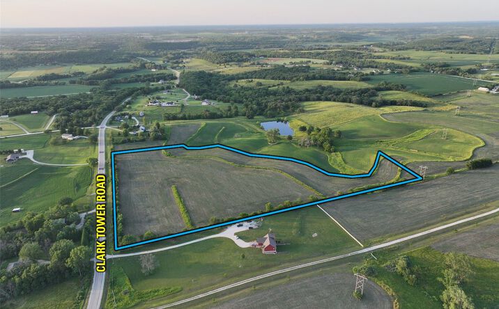 Pictures of Land property located at Clark Tower Road, Winterset, IA 50273 for sales - image #1
