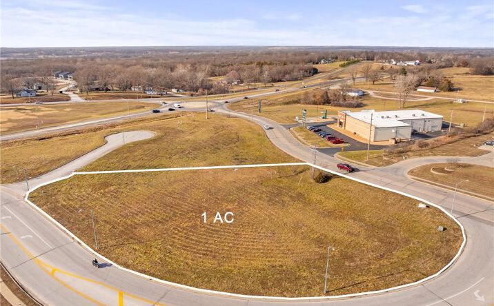 Pictures of Land property located at Lot 6 Simpson Court, Warrensburg, MO 64093 for sales - image #1