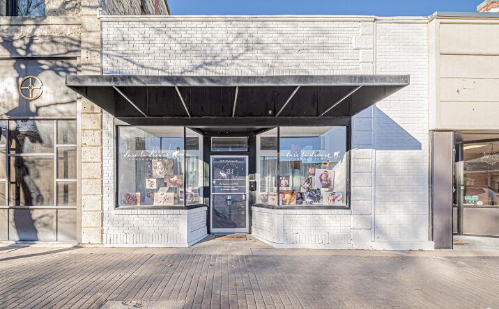 Pictures of Office property located at 818 N Washington Street, Junction City, KS 66441 for sales - image #1