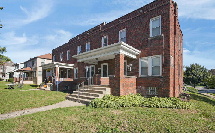 Pictures of Multifamily property located at 1126 Northwest Boulevard, Columbus, OH 43212 for sales - image #1