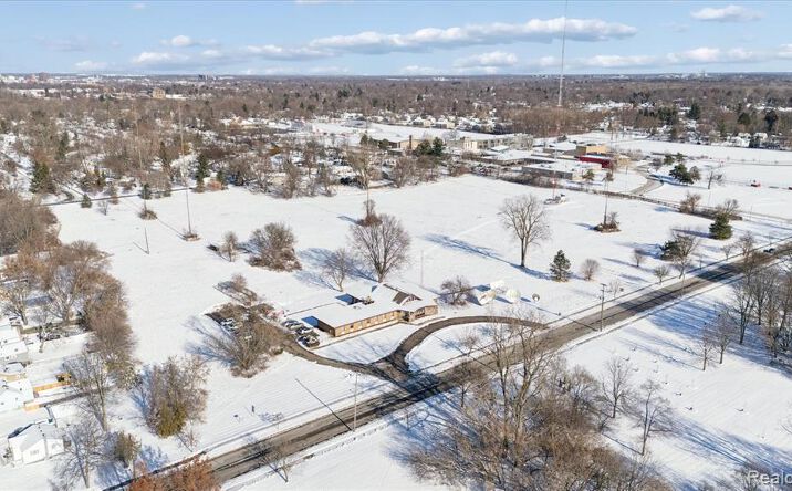 Pictures of Land property located at 600 W Cavanaugh Road, Lansing, MI 48910 for sales - image #1