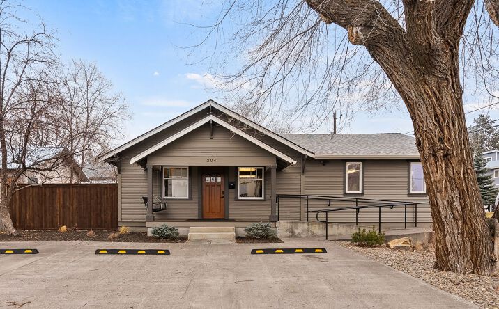 Pictures of Retail property located at 204 NE 4th St, Bend, OR 97701 for sales - image #1
