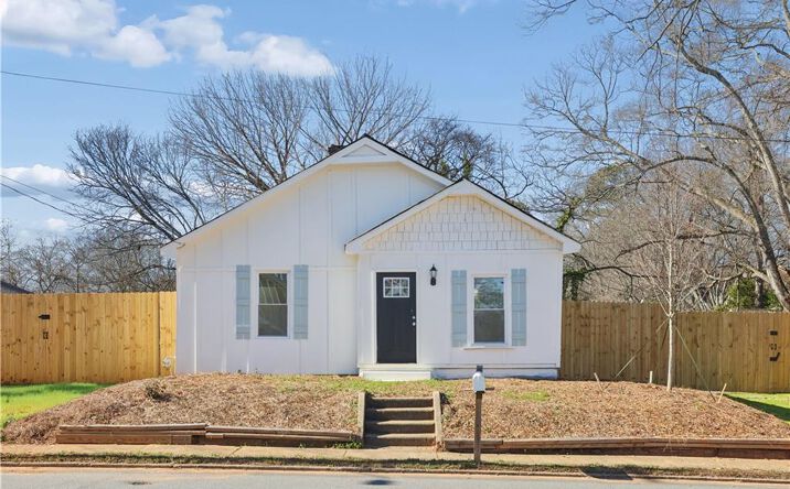 Pictures of Mixed Use, Office property located at 130 South Avenue SE, Marietta, GA 30060 for sales - image #1