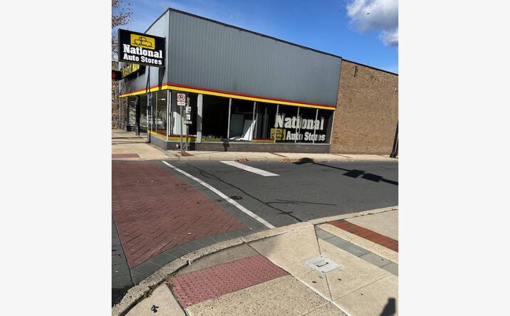 Pictures of Retail property located at 401 W Main St, Lansdale, PA 19446 for sales - image #1