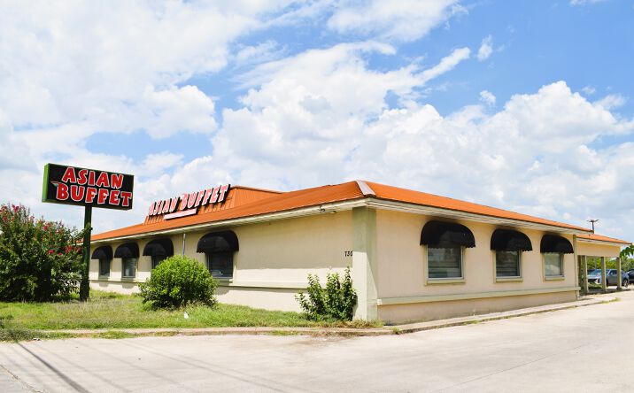 Pictures of Retail property located at 730 W Spring Valley Rd, Richardson, TX 75080 for sales - image #1