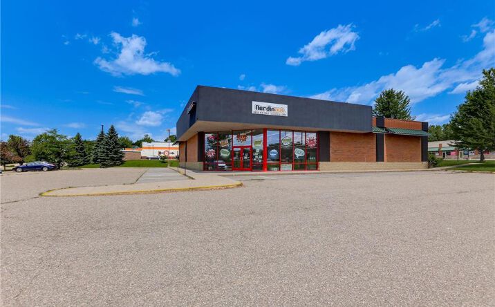 Pictures of Retail property located at 9079 Buchanan Trail, Inver Grove Heights, MN 55076 for sales - image #1