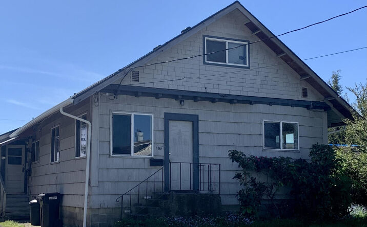 image of property at 2519 6TH ST Tillamook OR 97141-4166