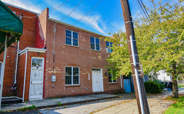 Pictures of Mixed Use, Office property located at 4925 Nannie Helen Burroughs Ave NE, Washington, DC 20019 for sales - image #1