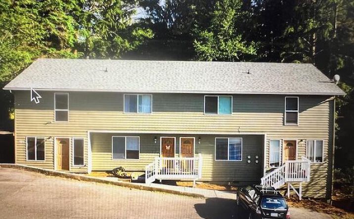 Pictures of Multifamily property located at 131 SE Ainslee Avenue, Depoe Bay, OR 97341 for sales - image #1