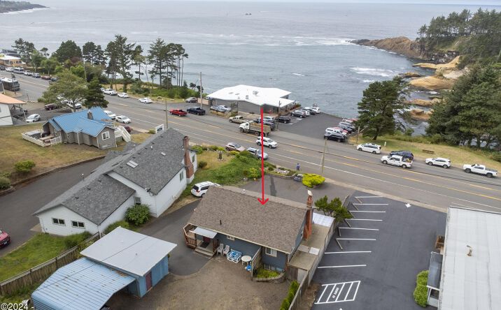 Pictures of Multifamily property located at 318 N Hwy 101, Depoe Bay, OR 97341 for sales - image #1
