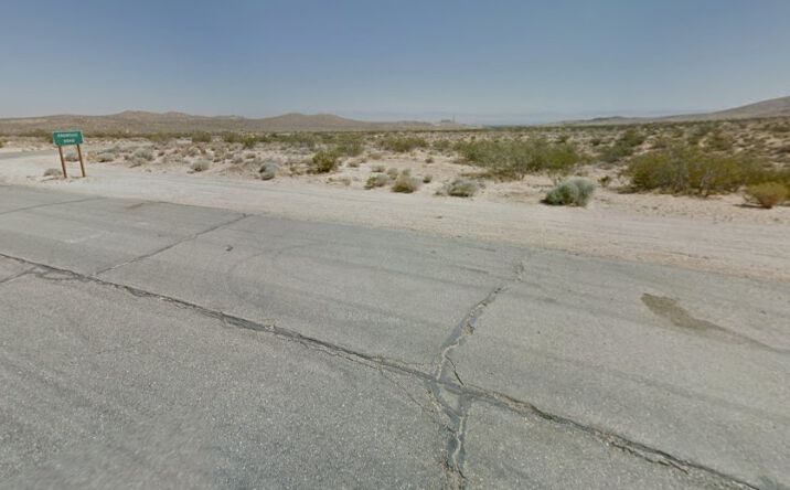 Pictures of Land property located at 100 Dawn Rd, Rosamond, CA 93560 for sales - image #1