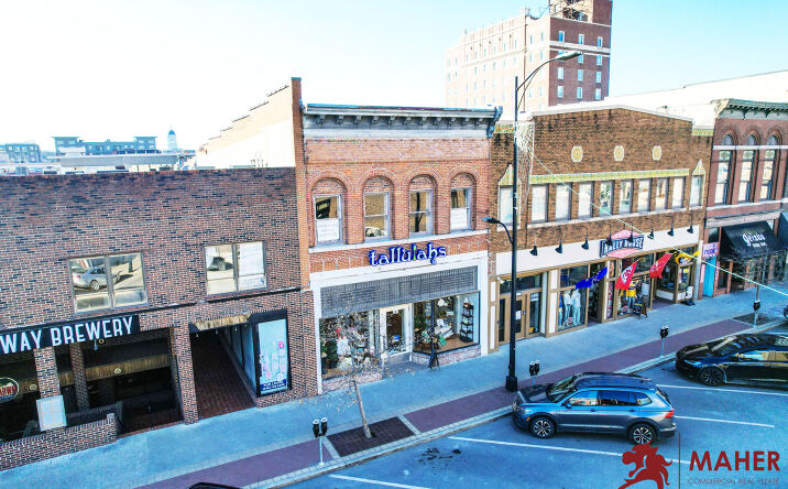 Pictures of Retail property located at 812 E Broadway, Columbia, MO 65201 for sales - image #1