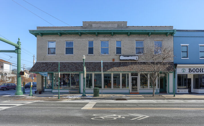 Pictures of Multifamily, Retail property located at 2 S Union St, Middletown, PA 17057 for sales - image #1