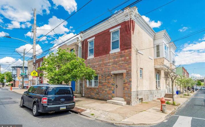 Pictures of Multifamily property located at 2855 E Thompson St, Philadelphia, PA 19134 for sales - image #1