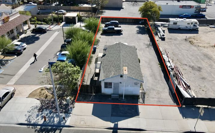 Pictures of Office, Retail property located at 26531 Base Line St, Highland, CA 92346 for sales - image #1