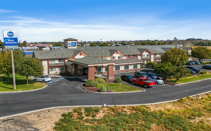 Pictures of Hospitality property located at 1818 Basin St SW, Ephrata, WA 98823 for sales - image #1