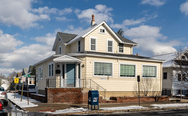 Pictures of Mixed Use property located at 1017 Market St, Gloucester City, NJ 08030 for sales - image #1