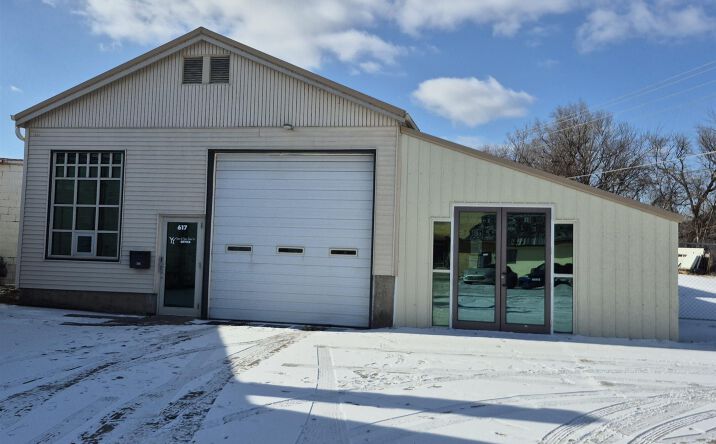 Pictures of Land property located at 617 Church Street, Ottumwa, IA 52501-1151 for sales - image #1