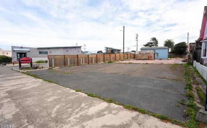 Pictures of Land property located at 530 Main Street, Fort Bragg, CA 95437 for sales - image #1