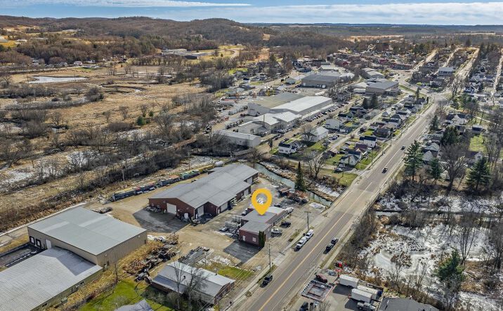 Pictures of Office, Industrial property located at 1002 Academy, Elroy, WI 53929-1002 for sales - image #1