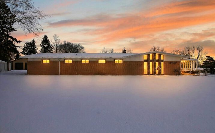 Pictures of Mixed Use, Office, Special Purpose property located at 820 N Pine River St, Ithaca, MI 48847 for sales - image #1
