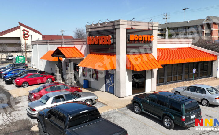 Pictures of Retail property located at 11835 Lackland Rd, St. Louis, MO 63146 for sales - image #1