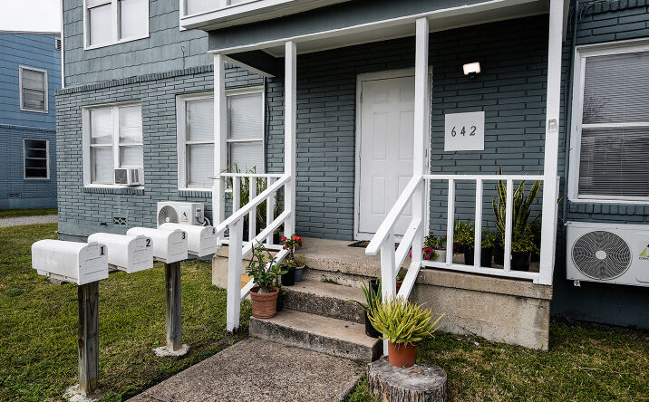 Pictures of Multifamily property located at 642 Robinson St, Corpus Christi, TX 78404 for sales - image #1
