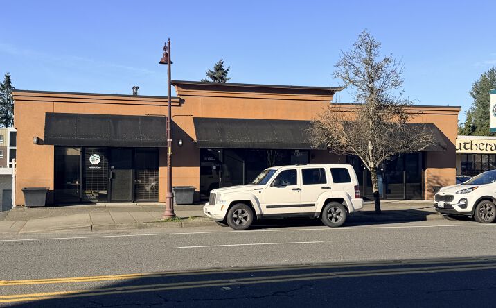 Pictures of Office, Retail property located at 17521 15th Ave NE, Shoreline, WA 98155 for sales - image #1