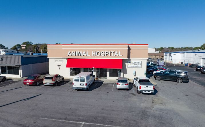 Pictures of Office property located at 107 Trade St, Greenville, NC 27834 for sales - image #1