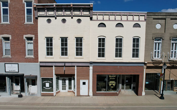 Pictures of Office, Retail property located at 128 E Morgan St, Martinsville, IN 46151 for sales - image #1