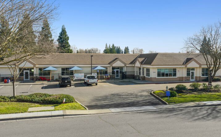 Pictures of Retail property located at 7335 Park City Dr, Sacramento, CA 95831 for sales - image #1