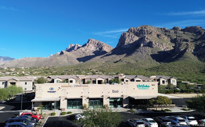 Pictures of Retail property located at 9630 N. Oracle Road, Tucson, AZ 85704 for sales - image #1