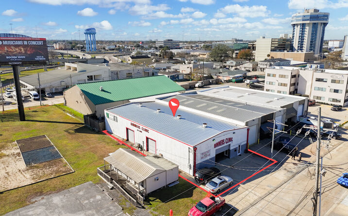 Pictures of Retail, Industrial property located at 3212 26th St, Metairie, LA 70002 for sales - image #1