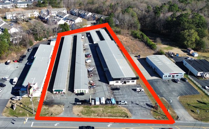 Pictures of Self Storage property located at 1440 NC-16 Bus, Denver, NC 28037 for sales - image #1
