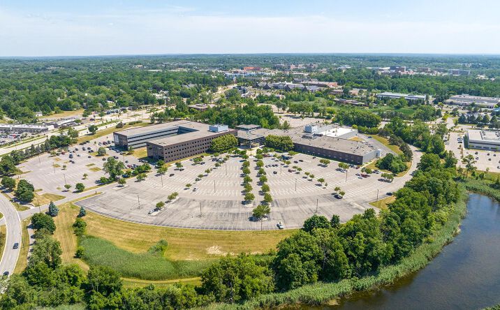 Pictures of Office, Industrial property located at 3000 University Dr, Auburn Hills, MI 48326 for sales - image #1
