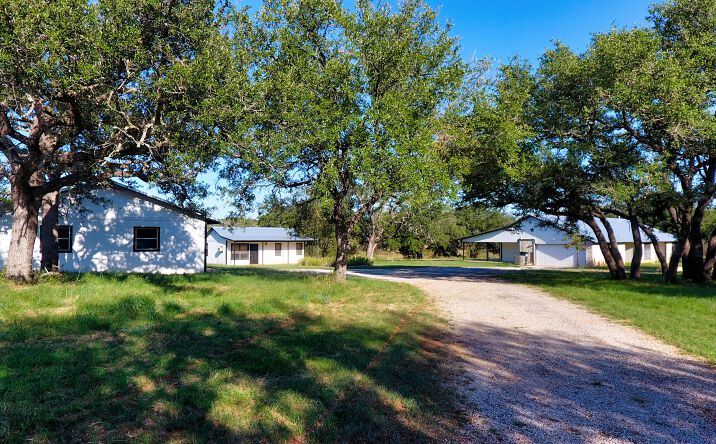 Pictures of Land property located at 132 Offer Ln, Llano, TX 78643 for sales - image #1