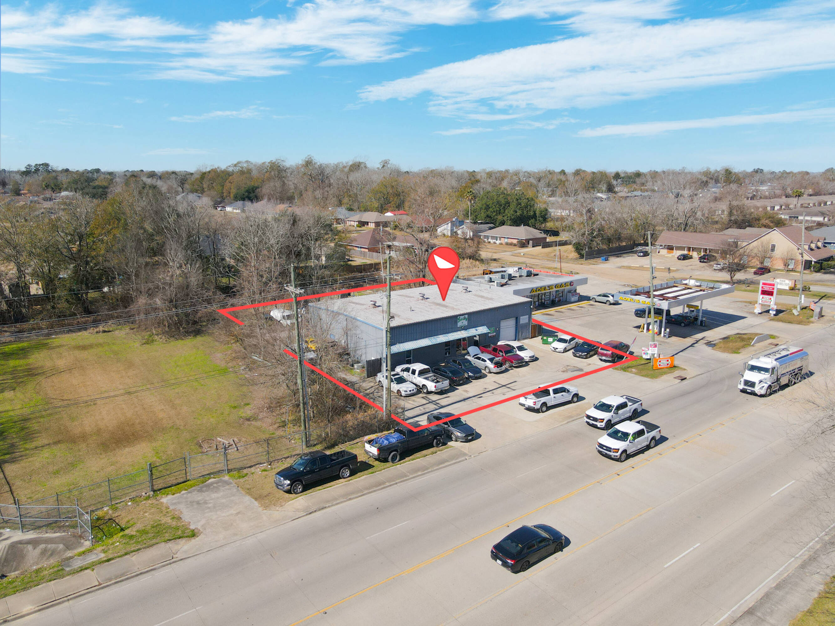 1044 O'neal Ln, Baton Rouge, LA 70816