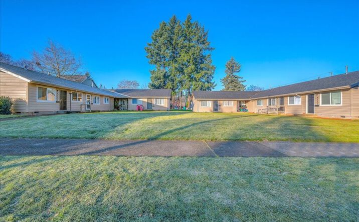 Pictures of Multifamily property located at 8309-8315 N Dwight Ave, Portland, OR 97203 for sales - image #1