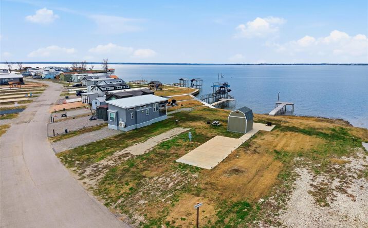 Pictures of Mobile Home Park property located at 5224 Waterfront Rd.,, Kerens, TX 75144 for sales - image #1