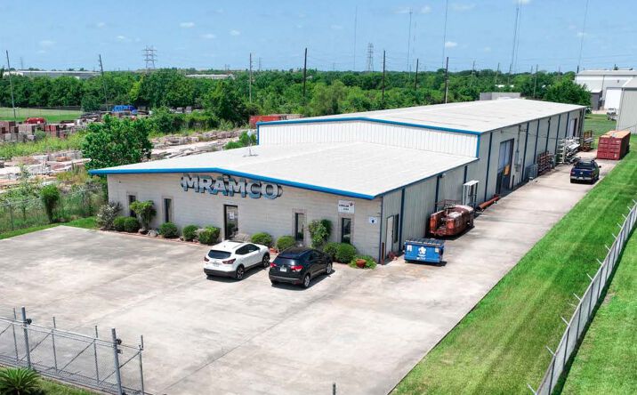 Pictures of Industrial property located at 15060 West Dr, Houston, TX 77053 for sales - image #1