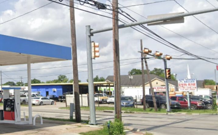 Pictures of Retail, Mixed Use property located at 204 E Little York Rd, Houston, TX 77076 for sales - image #1