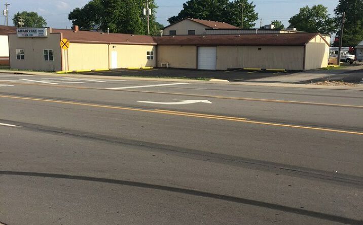 Pictures of Industrial property located at 318 E Broadway St, Shelbyville, IN 46176 for sales - image #1