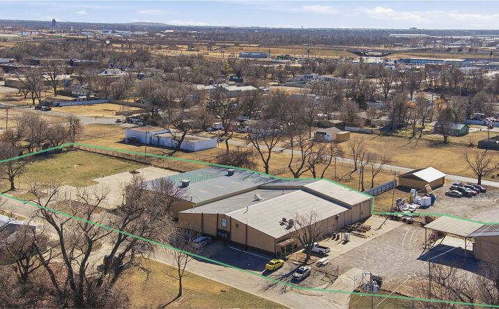 Pictures of Industrial property located at 2640 NW 2nd St, Oklahoma City, OK 73107 for sales - image #1