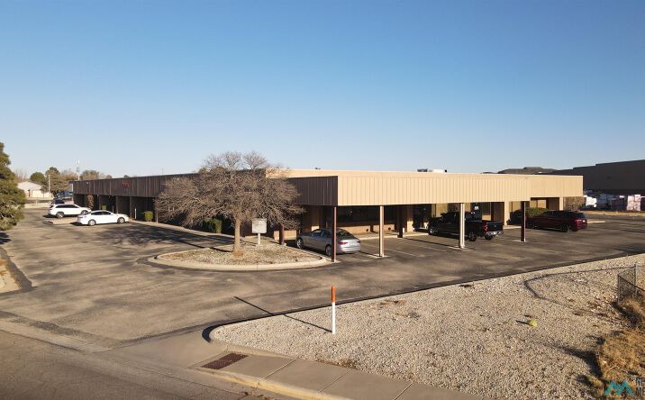 Pictures of Office property located at 1515 W Calle Sur Street, Hobbs, NM 88240 for sales - image #1
