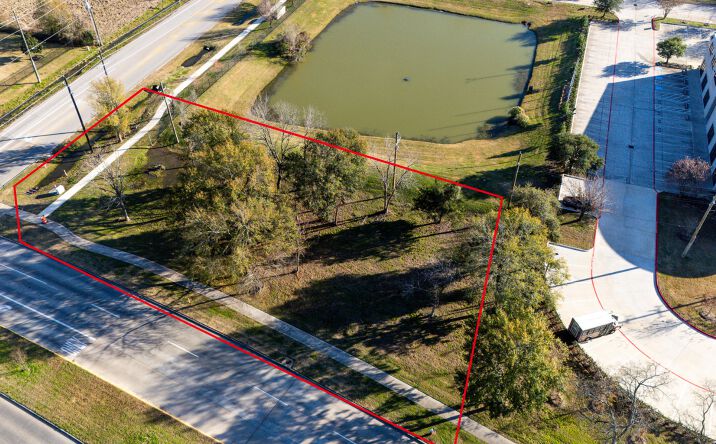 Pictures of Land property located at S Cherry St, Tomball, TX 77375 for sales - image #1