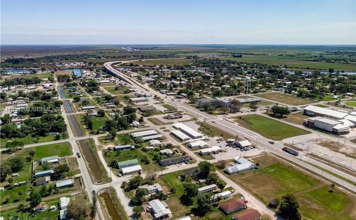 Pictures of Land property located at 600 & 642 US HWY 27, Moore Haven, FL 33471 for sales - image #1