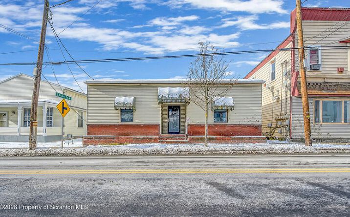Pictures of Industrial property located at 503 Washington Avenue, Jermyn, PA 18433 for sales - image #1